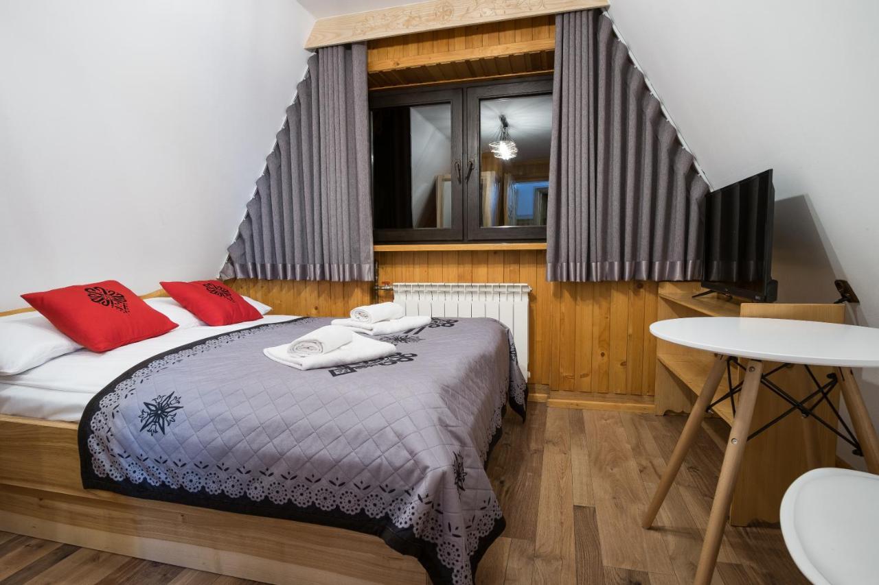 Pod Wierchami * Zakopane